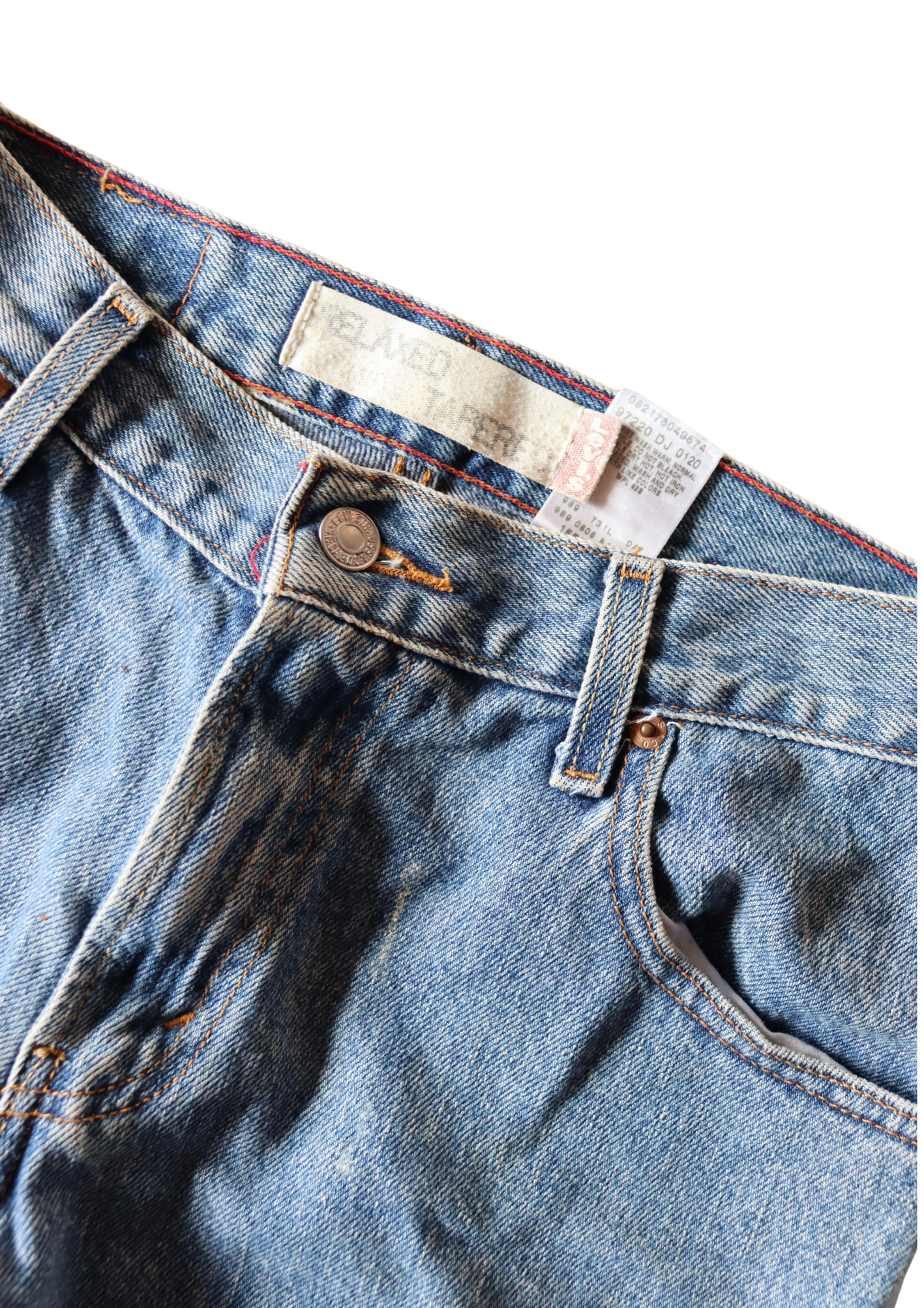 Levis Relaxed Tapered Fit