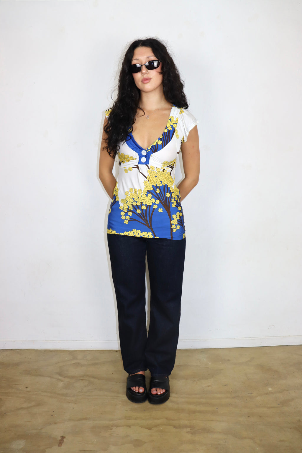 90s V Neck Top