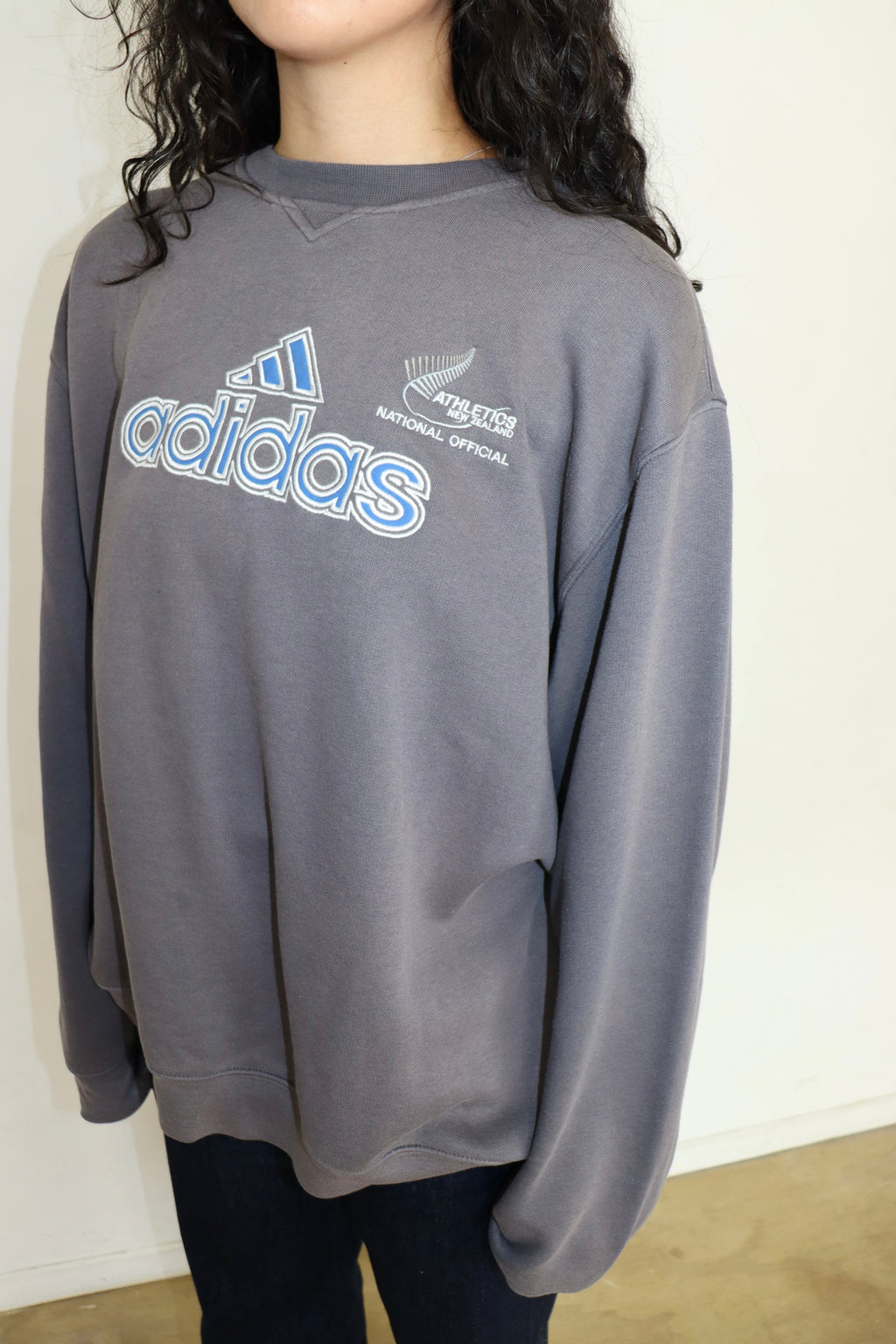 Vintage Grey Adidas Crew┃Size XL