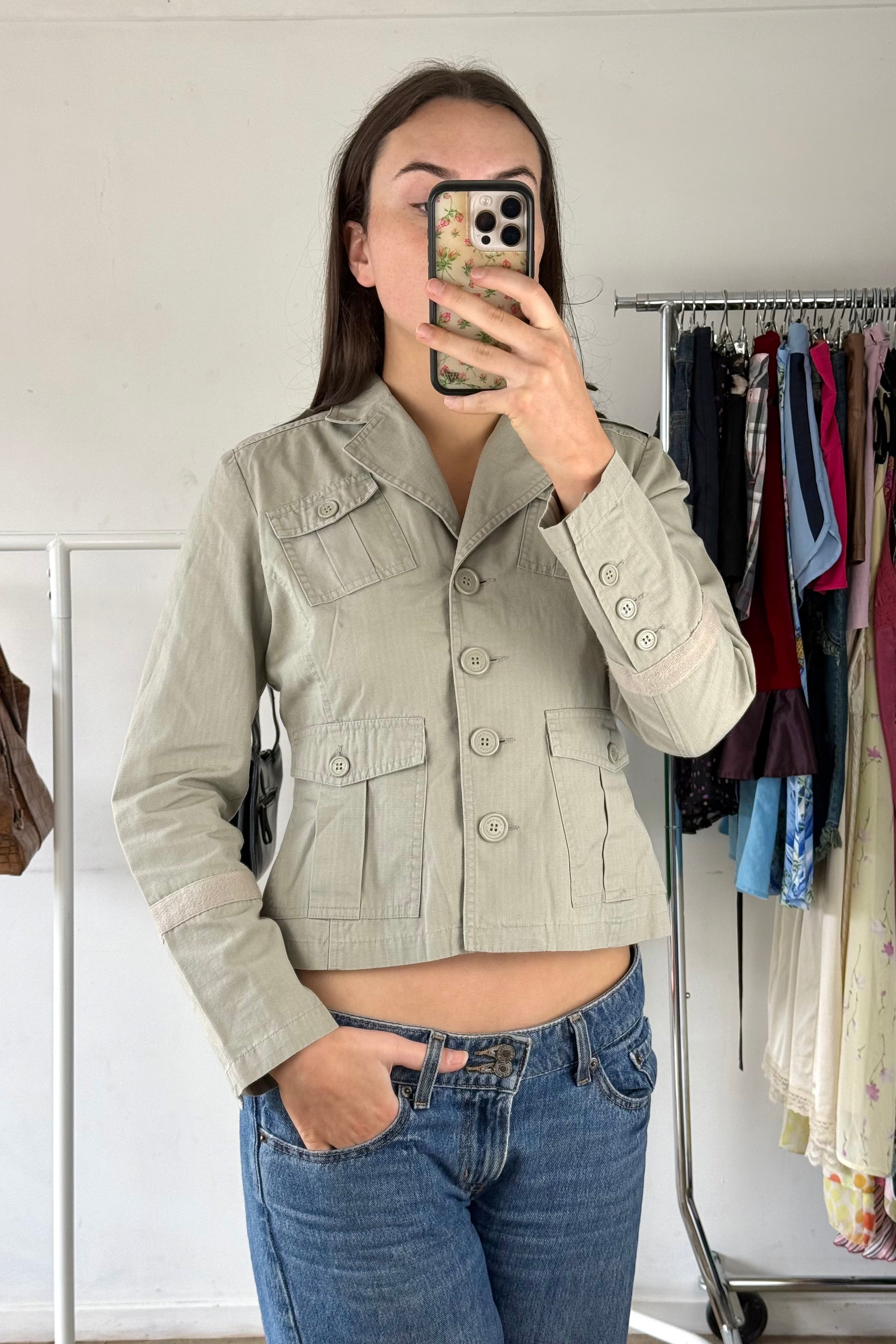 Beige Embroidered Jacket┃Size 10