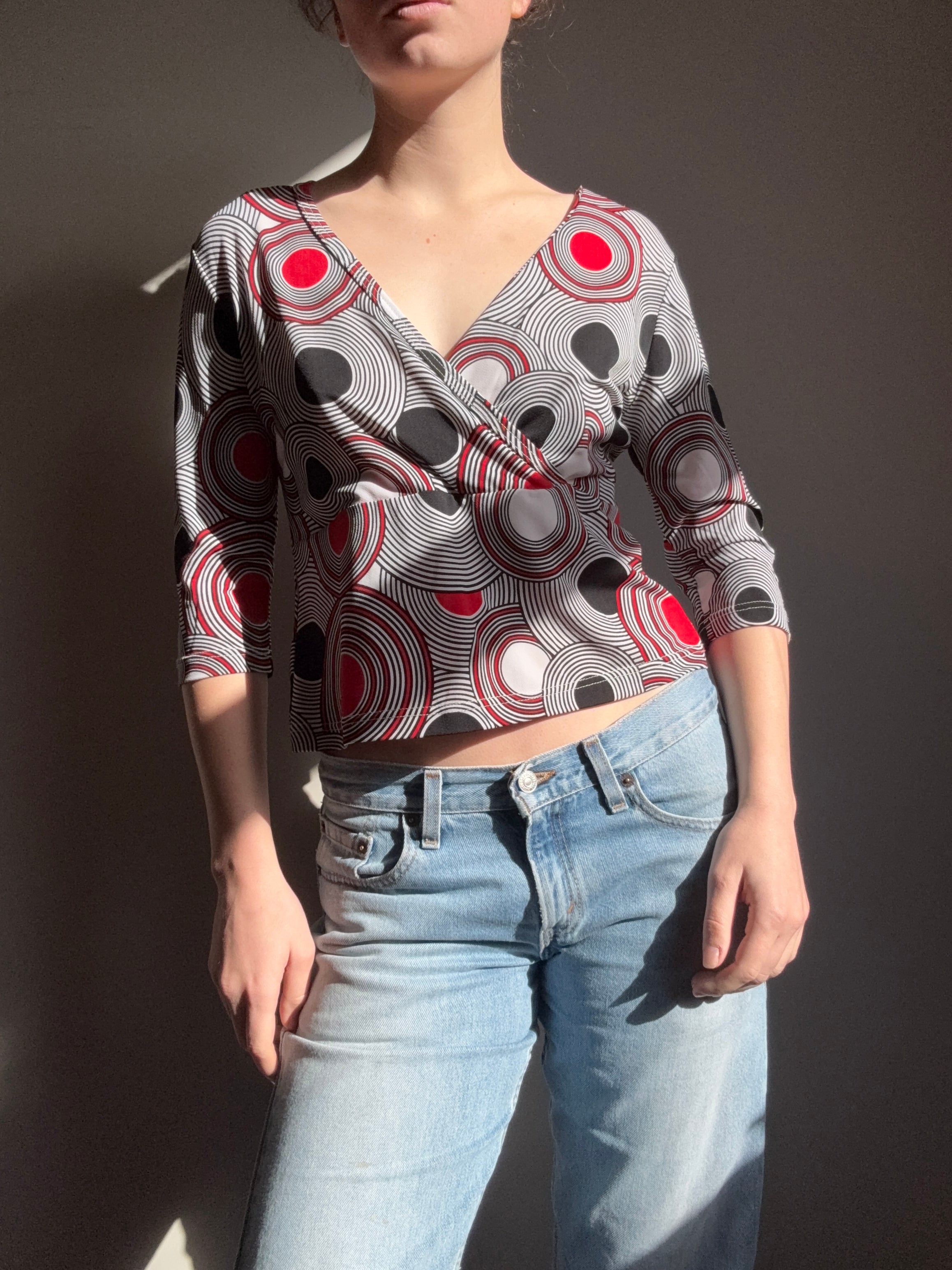 Vintage Circle V Neck Top | Size 12