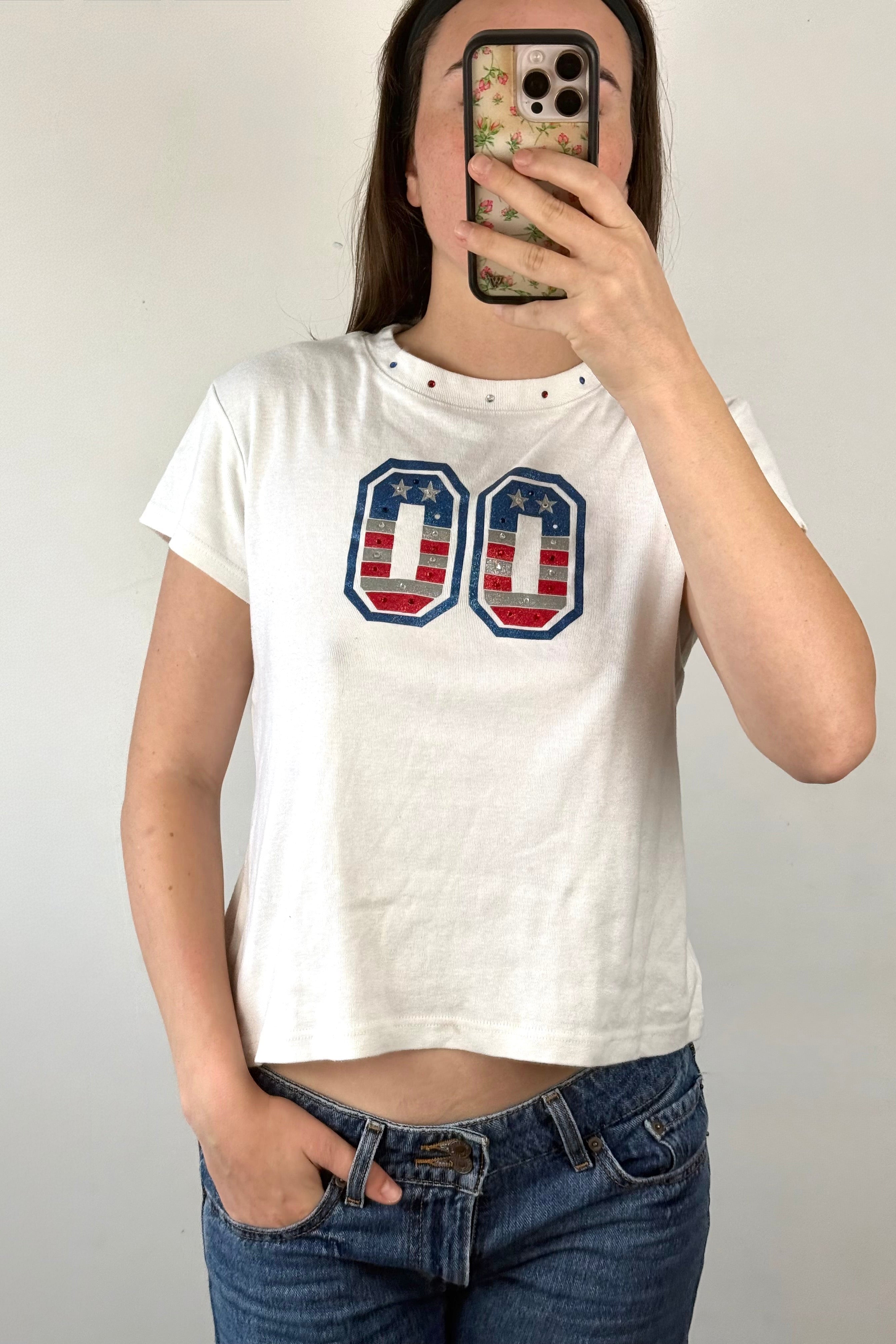 Y2K 00 Tee | Size L