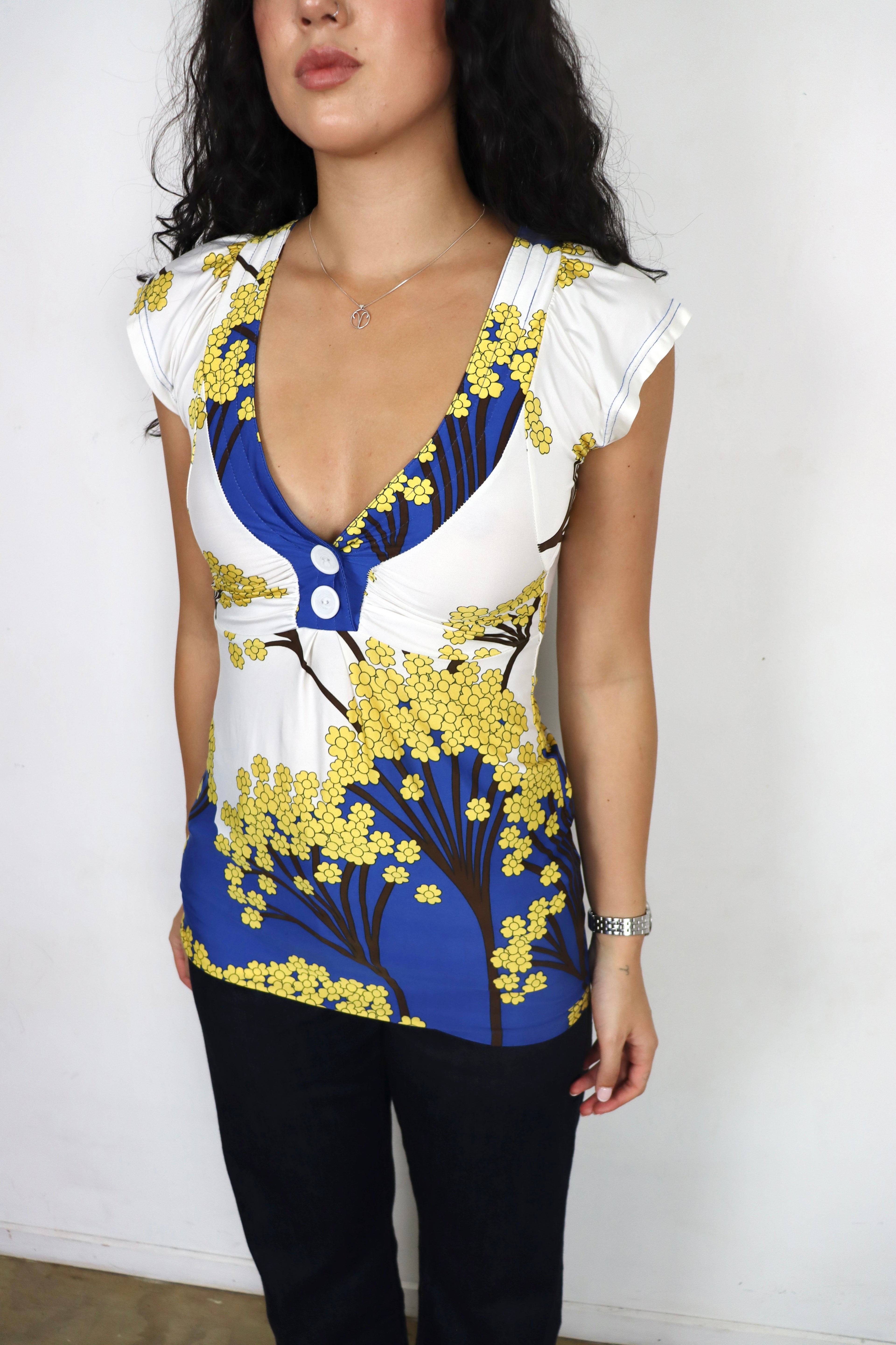 90s V Neck Top