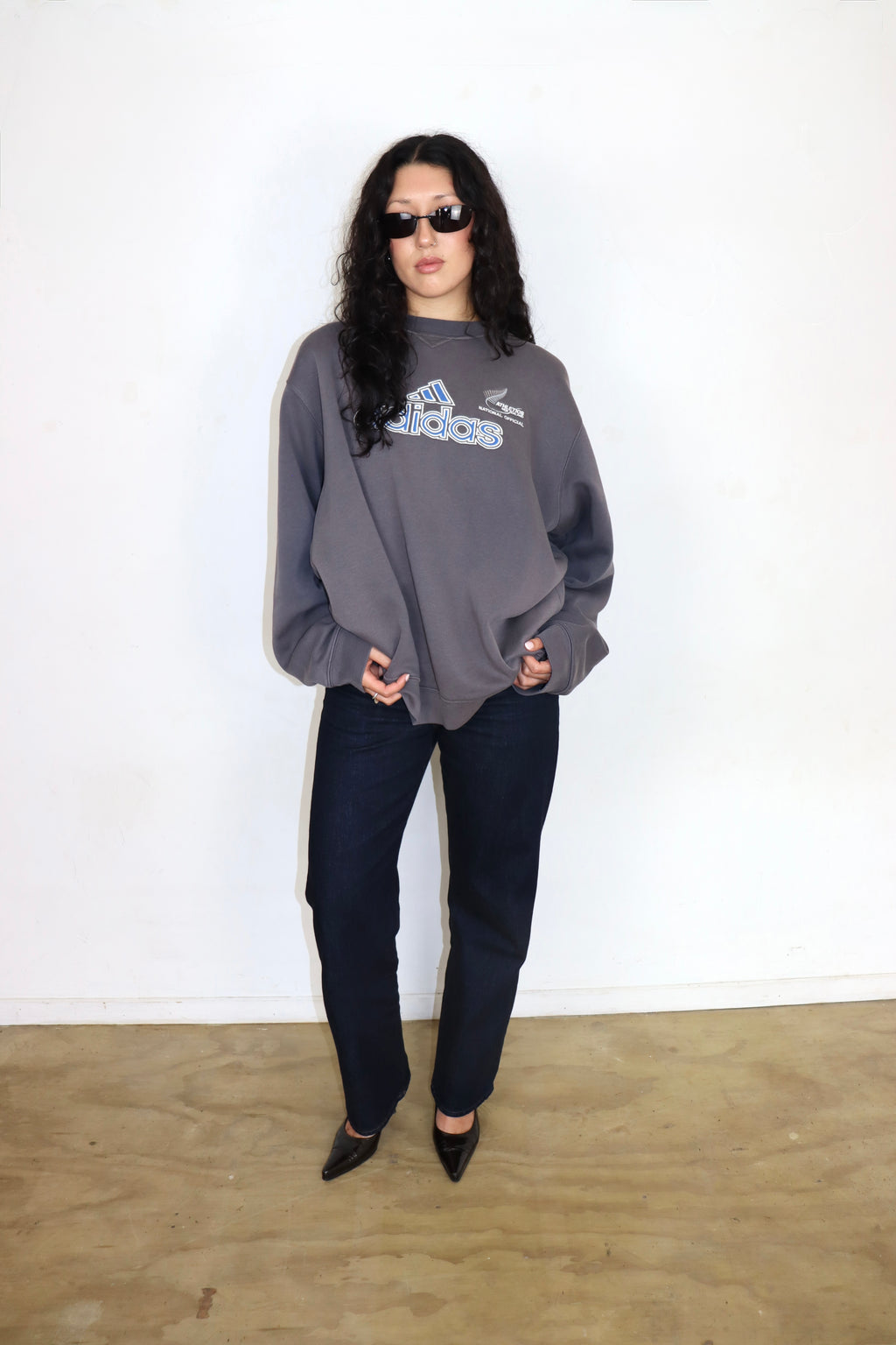 Vintage Grey Adidas Crew┃Size XL
