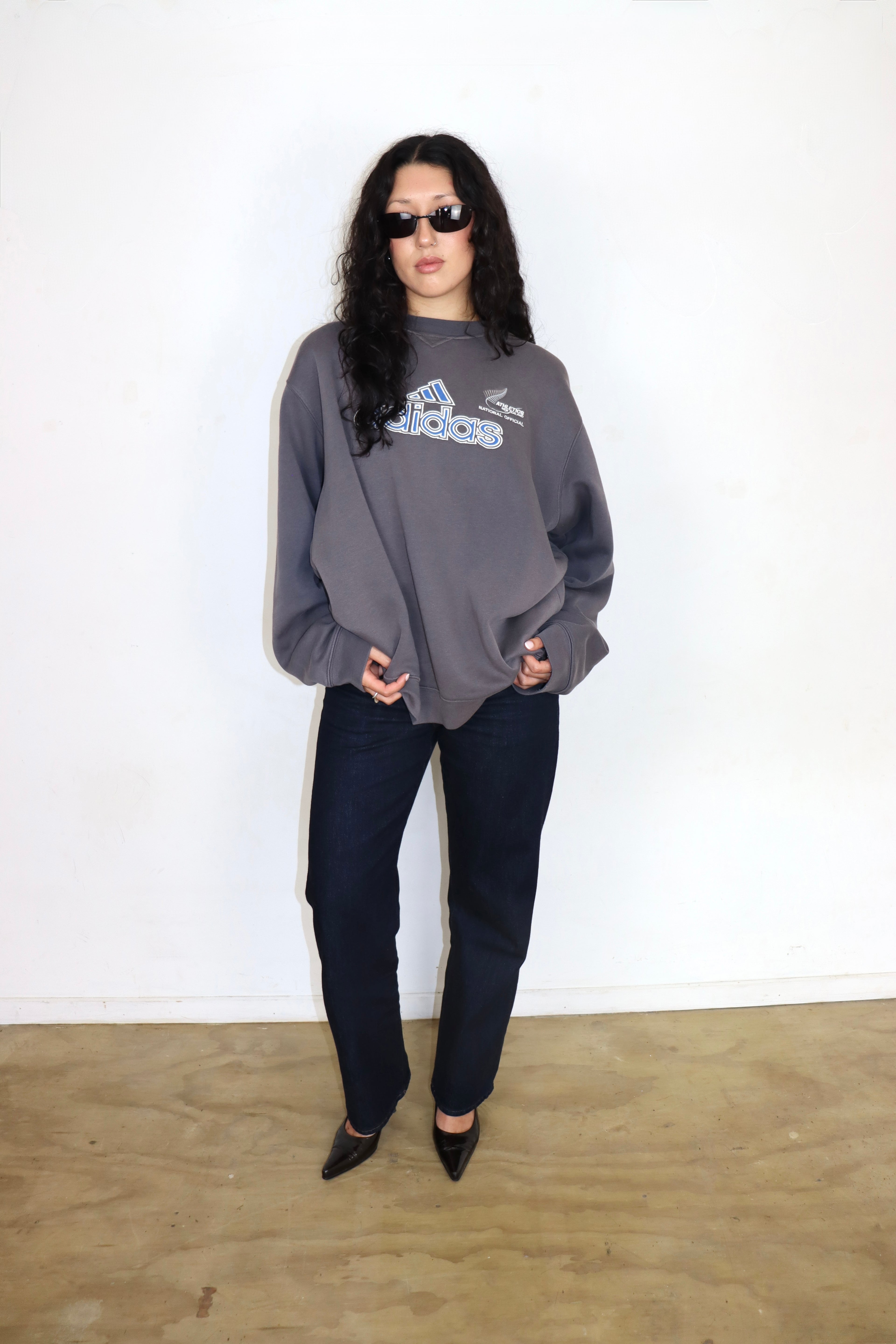 Vintage Grey Adidas Crew┃Size XL