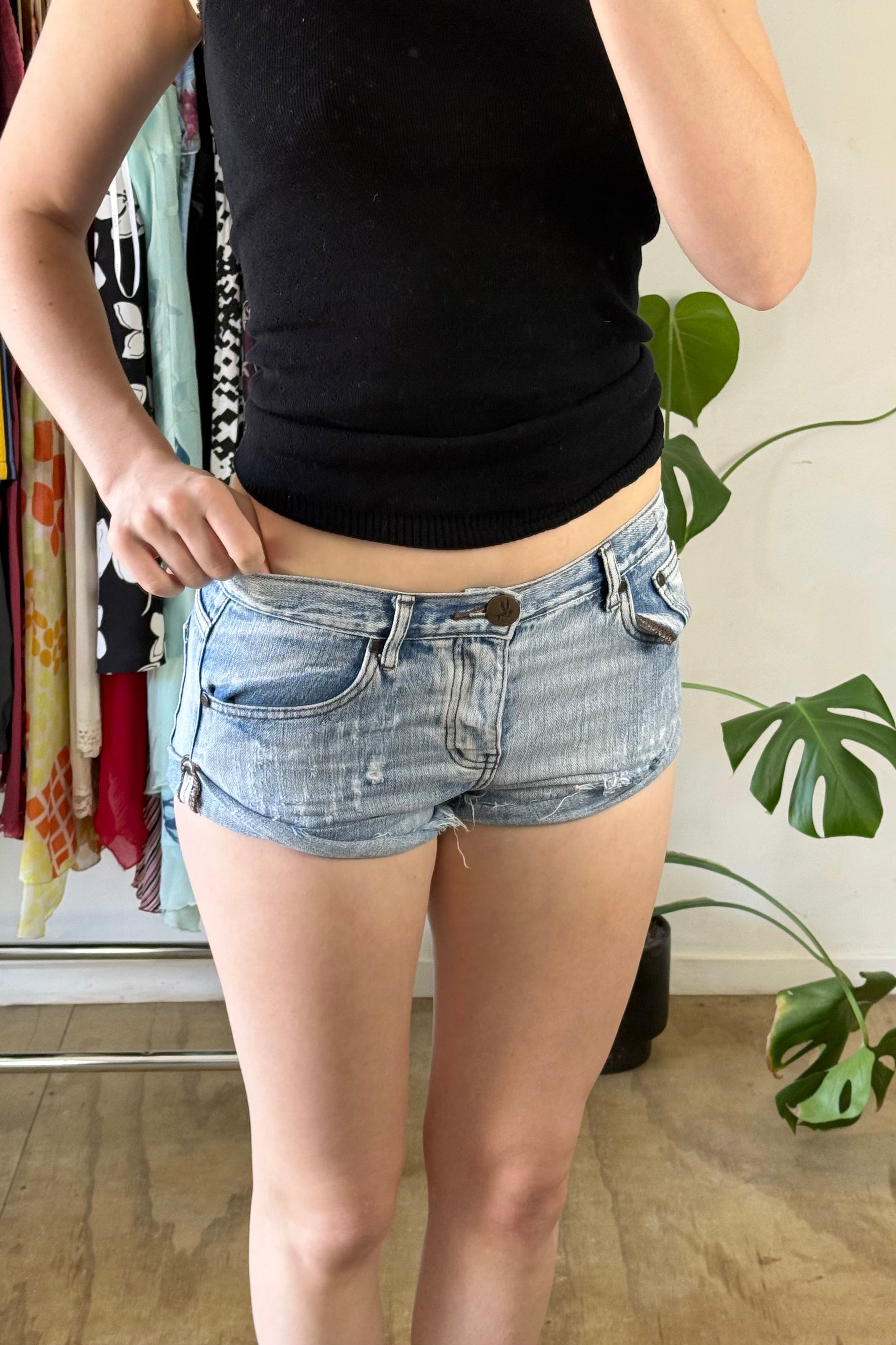 One Teaspoon Denim Short Shorts┃Size 26